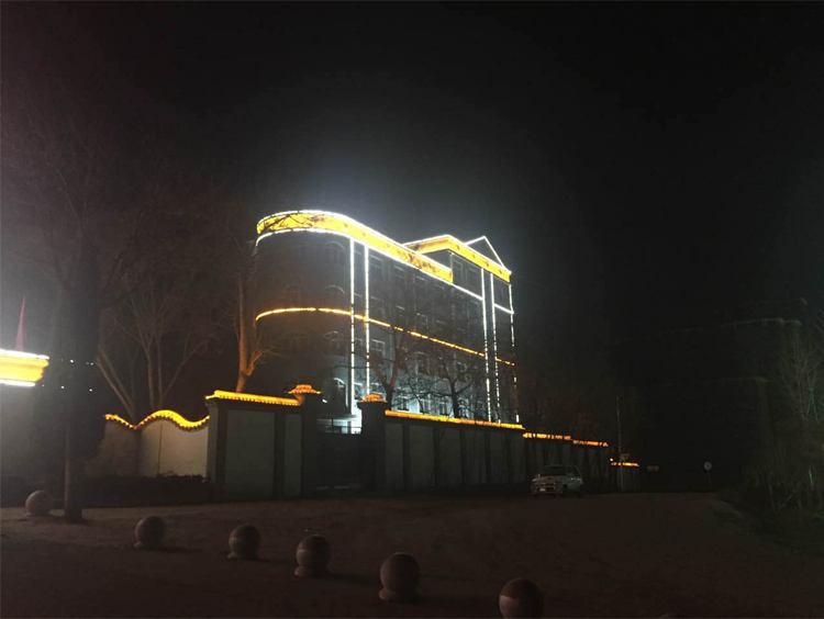 學校廣場樓體照明亮化 學校廣場樓體照明亮化